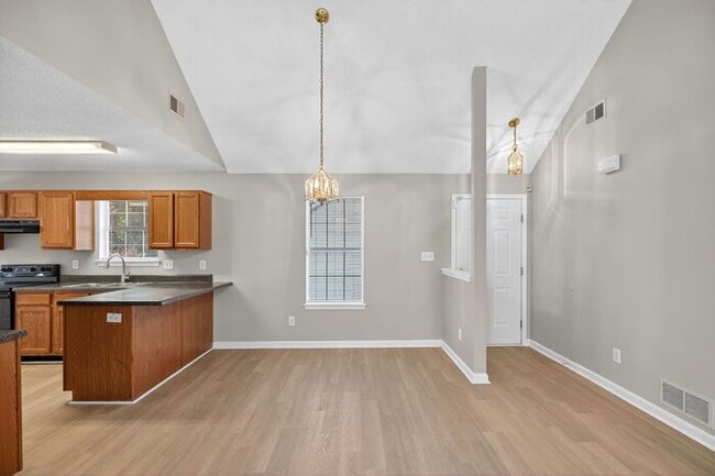 Building Photo - Cozy ranch in Douglasville