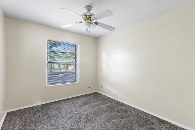 Building Photo - 4807 Sylvandale Dr