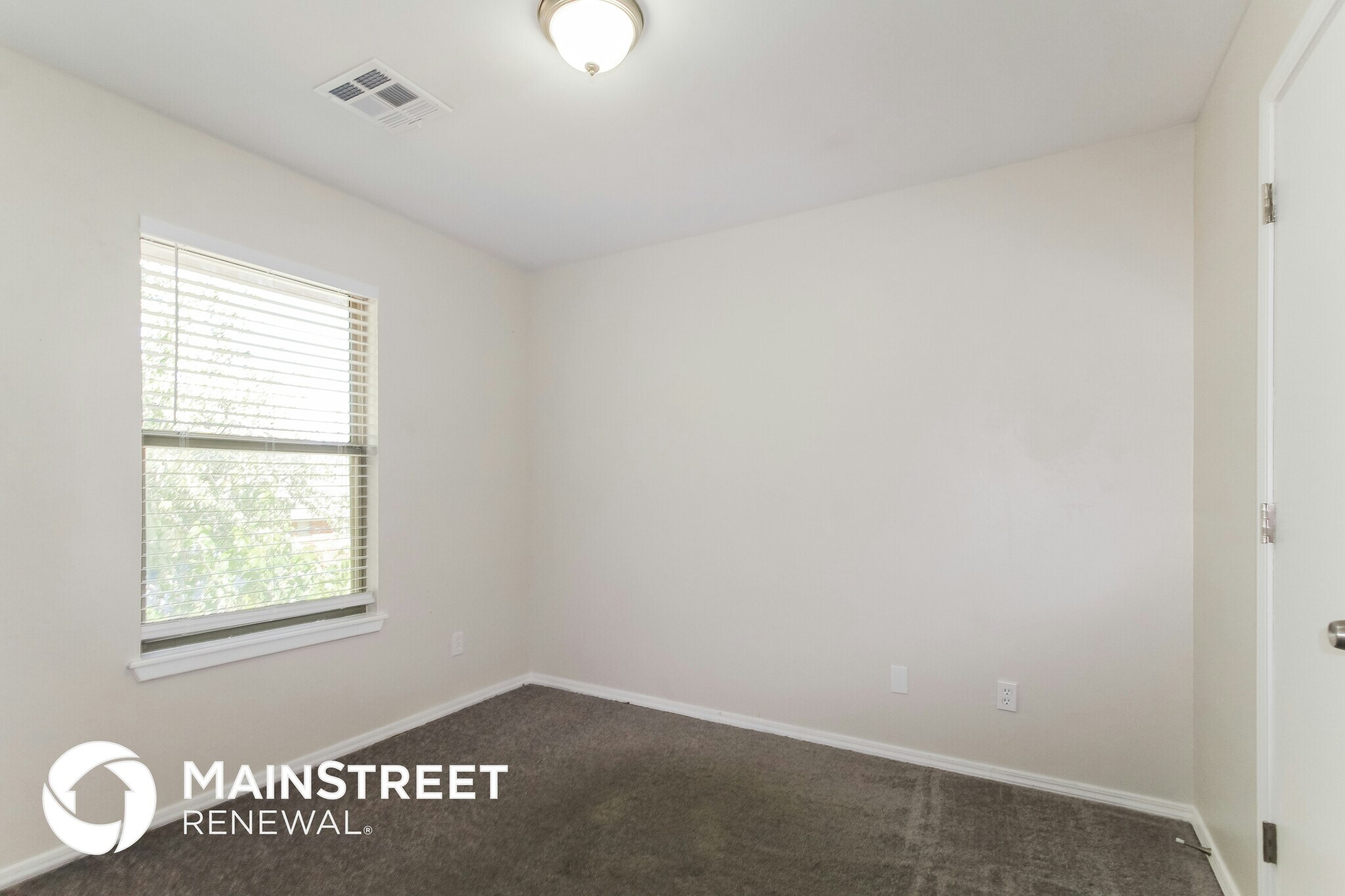 Building Photo - 8909 NW 83rd St