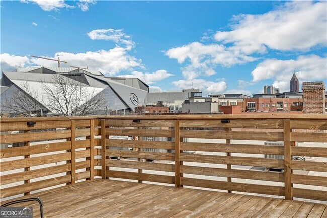 Building Photo - 172 Haynes St SW