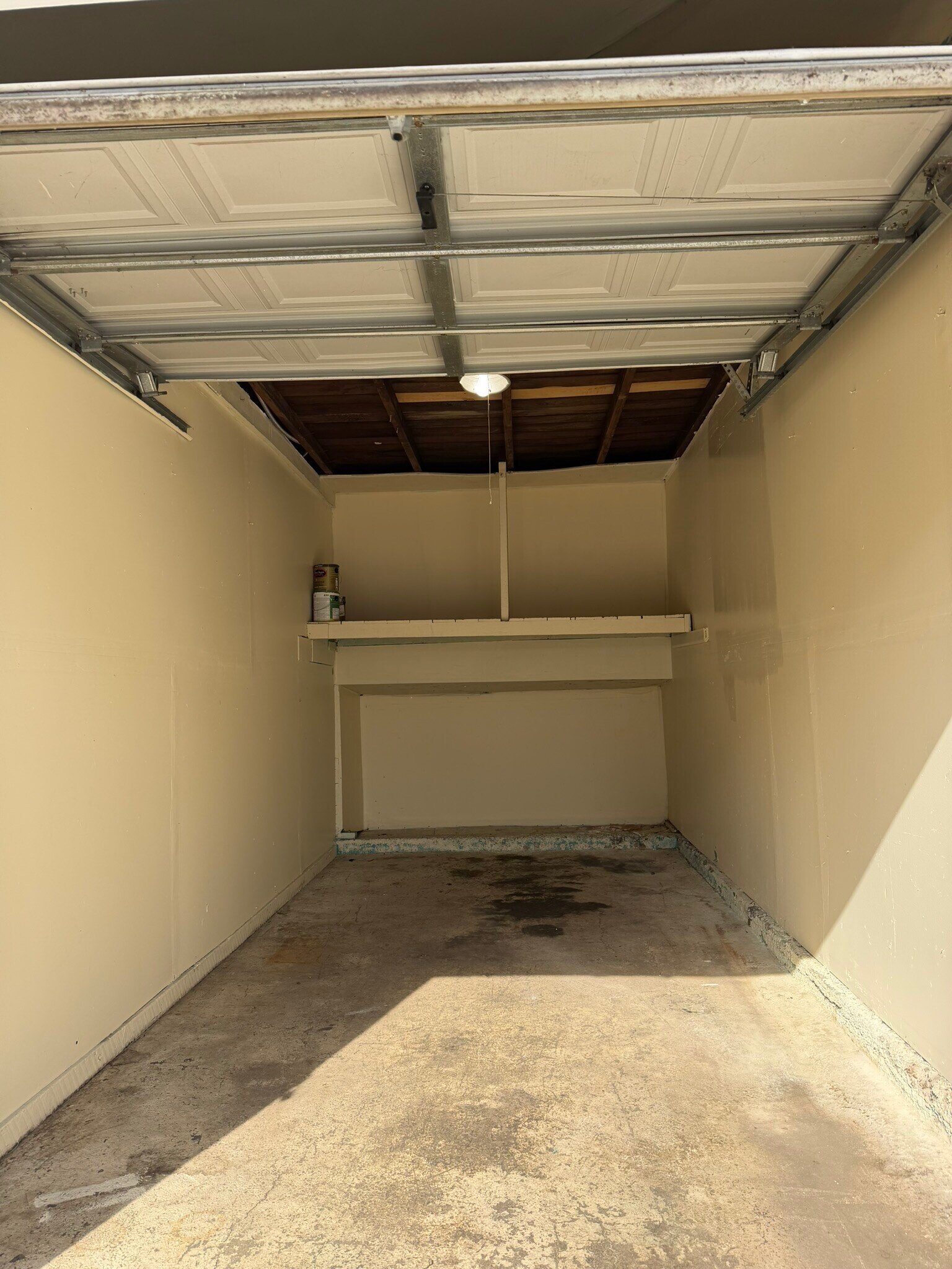 Building Photo - 801 W Glenoaks Blvd