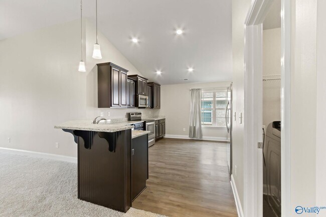 Building Photo - 122 Ardsley Dr