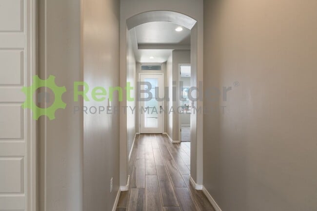 Building Photo - CALL US TODAY AT (505) 808-6467 TO SCHEDUL...