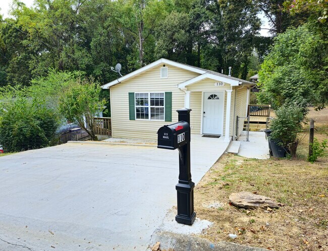 Primary Photo - 110 Wakeman Ln