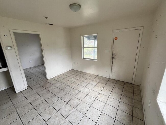 Building Photo - 311 E Magnolia St