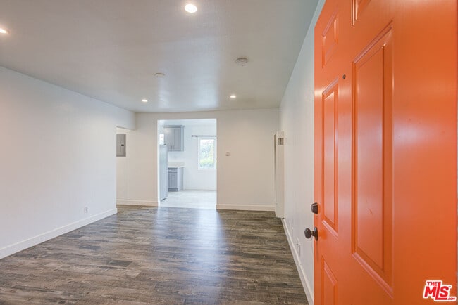 Building Photo - 4309 W Adams Blvd