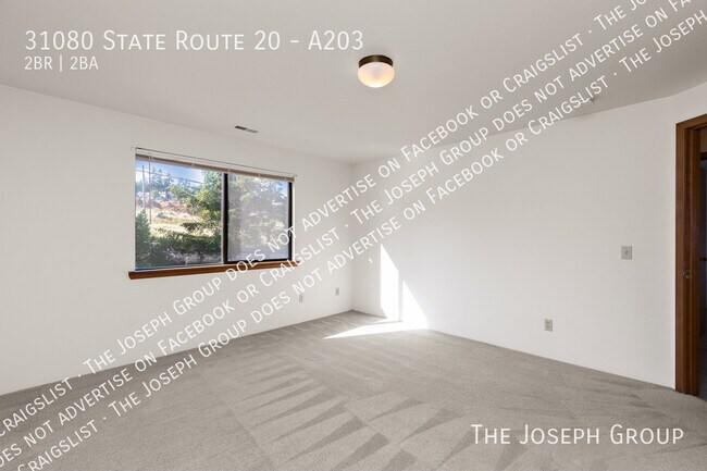 Building Photo - 31080 State Rte 20