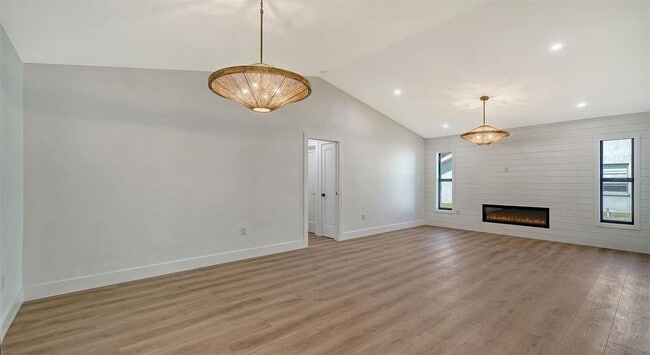 Building Photo - 5468 Wilkinson Rd