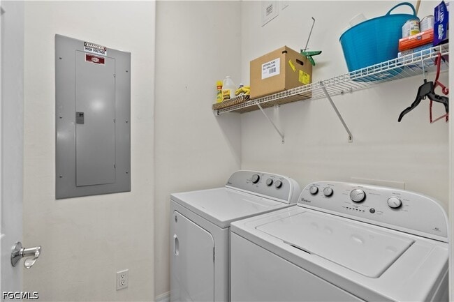 Building Photo - 11711 Pasetto Ln