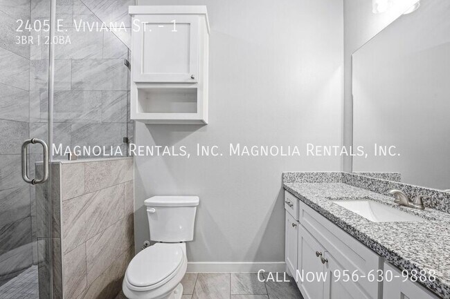 Building Photo - 2405 E Viviana St