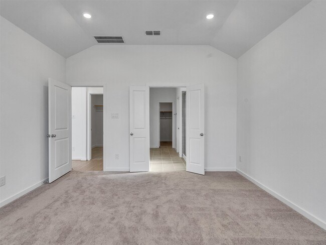 Building Photo - 22103 Strathfield Cir