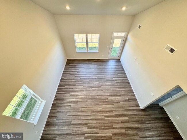 Building Photo - 19 Trout Lily Dr