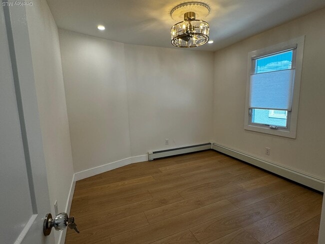 Building Photo - 253 W Market St