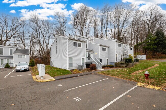 Building Photo - 16 Springdale Rd