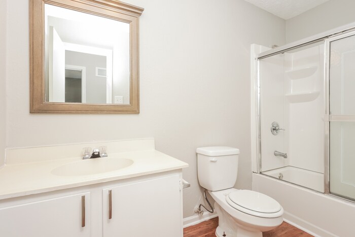 Building Photo - 6740 Creekmoor Ln