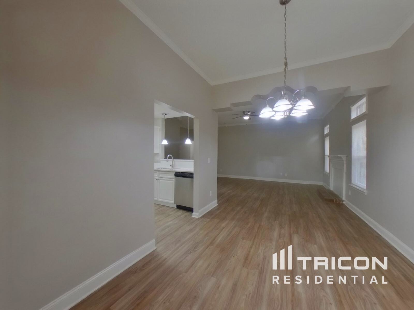 Building Photo - 9617 Kenneth Glenn Dr