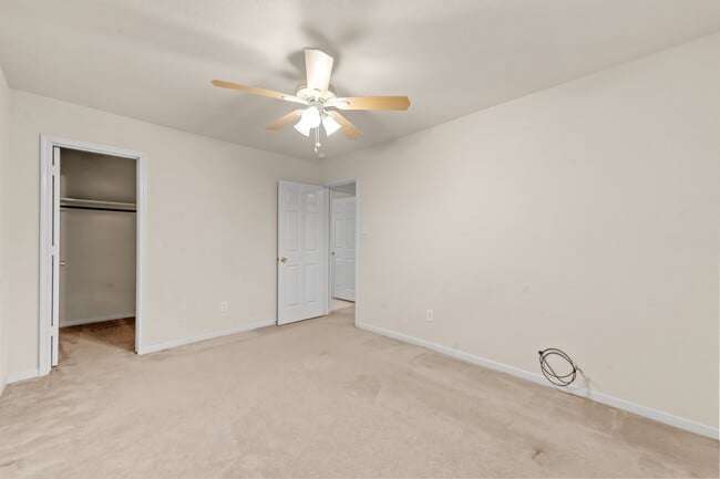 Building Photo - 4827 Yearling Ridge Ct