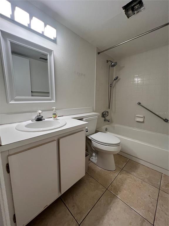Building Photo - 1313 S Pine Ridge Cir