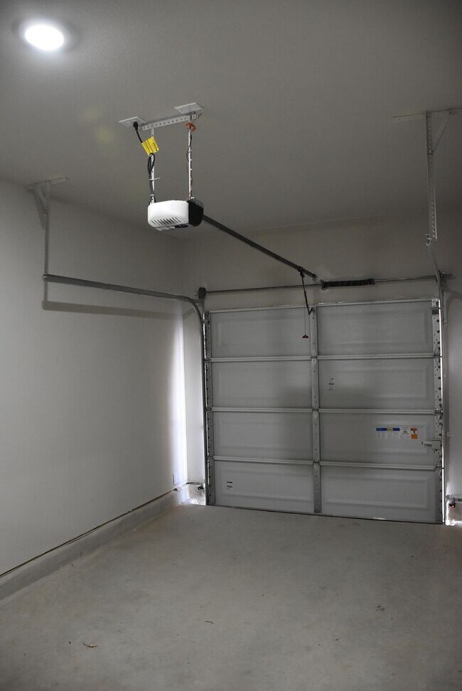 Building Photo - 8911 FM1560