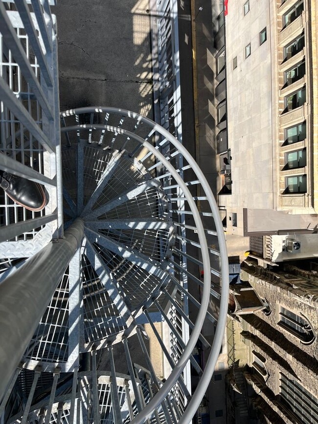 Building Photo - Luxury Penthouse Condo Downtown with Private Patio & Amazing Views Available Now!