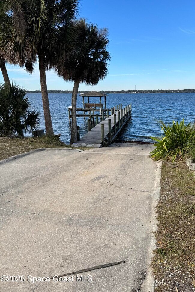 Building Photo - 540 Elliott Dr