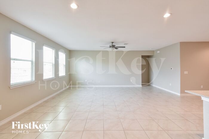 Building Photo - 10339 Rosalina Lp