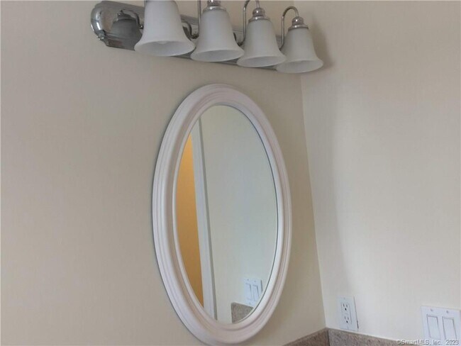 Building Photo - 391 Reef Rd