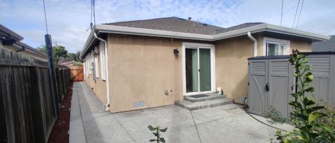 Building Photo - 218 Bradford Dr