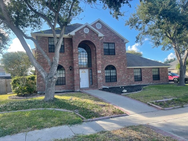 Primary Photo - 6264 Lemans Dr