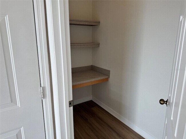 Building Photo - 1130 Villagio Cir