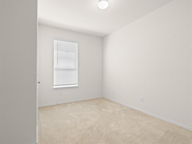 Building Photo - 803 Goldenrod Ln