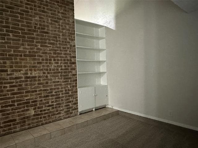 Building Photo - 1130 Southwestern Dr
