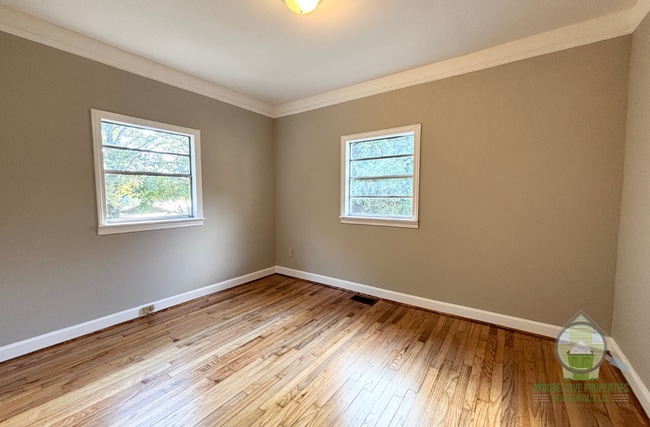 Building Photo - 106 Hammond Ave