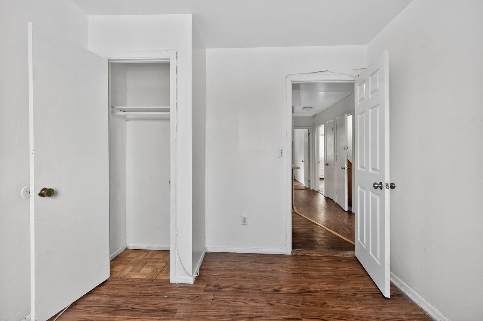 Building Photo - 1102 E 233rd St