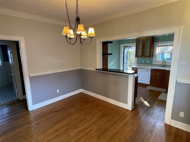 Building Photo - 4621 Michaux St