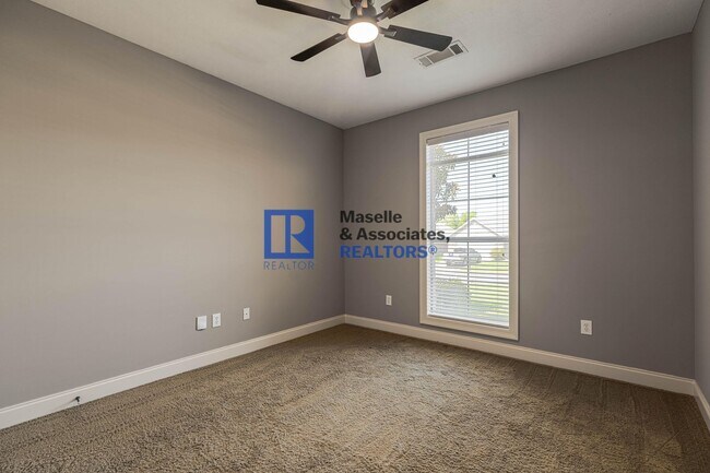 Building Photo - 3 Bed/2 Bath Home in Reservoir East of Brandon