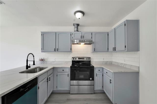 Building Photo - 1019 Sanders Dr