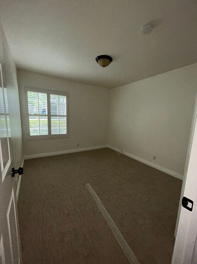 Building Photo - Listen to Running Streams-Ponderosa-2 bed/...