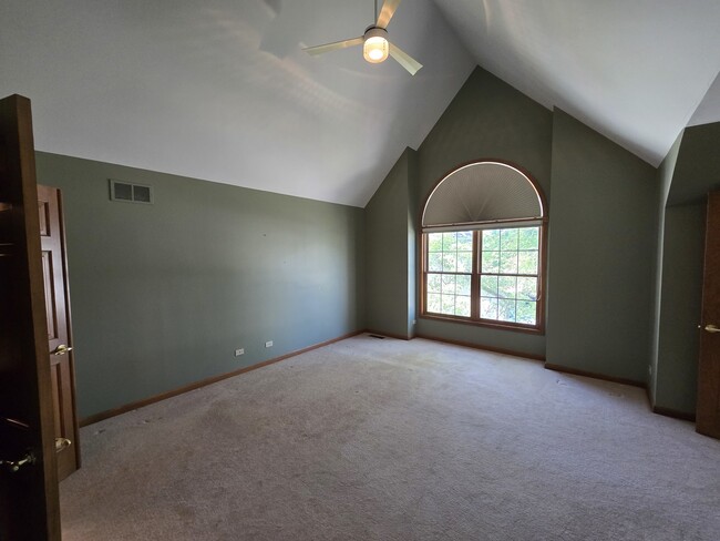 Building Photo - 2286 Brookside Ln