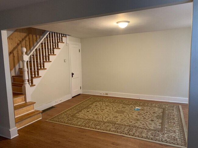 Building Photo - 130 W Bridge St