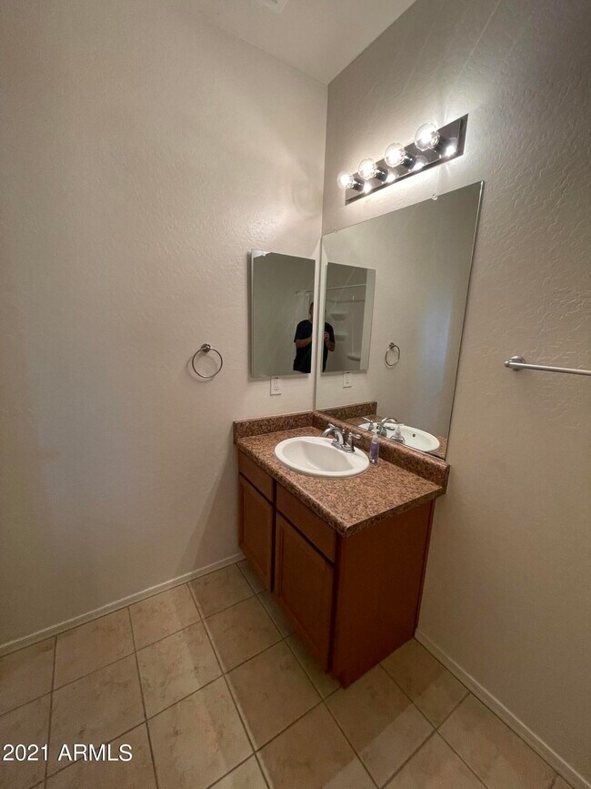 Building Photo - 6158 W Orchid Ln