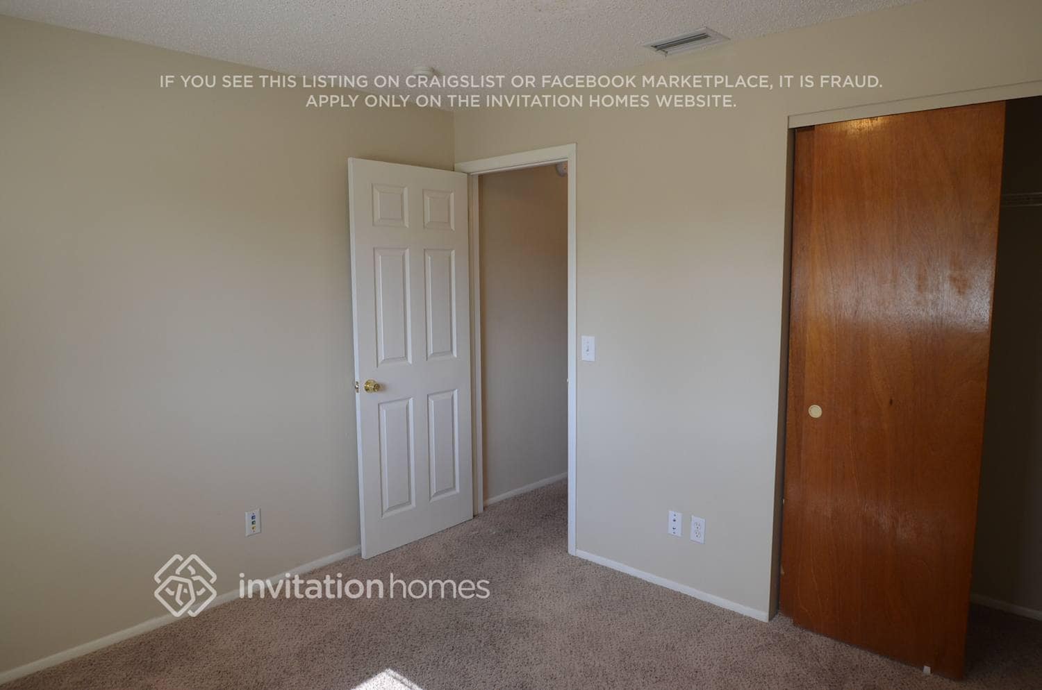 Building Photo - 1123 SE 34th St