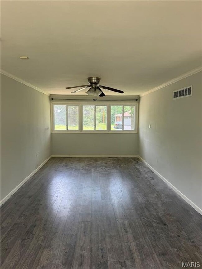 Building Photo - 709 Elkington Ln