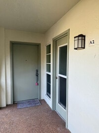 Building Photo - 1203 Bahama Bend