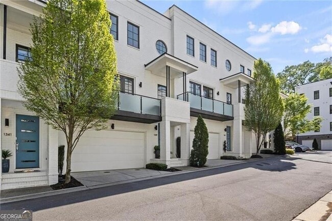 Building Photo - 1337 Grey Fox Ct NE