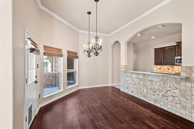 Building Photo - 1810 Sanderlain Ln