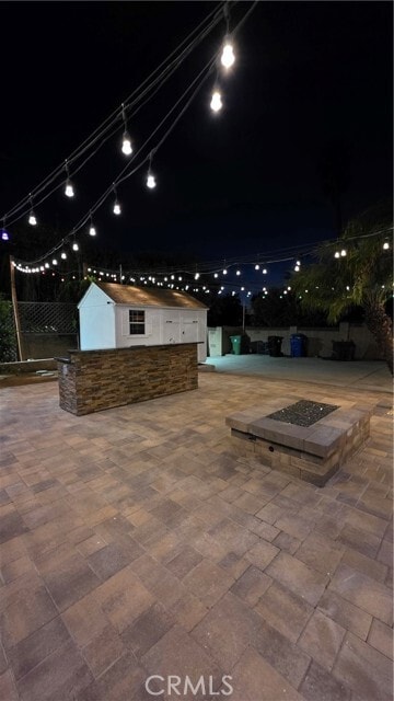 Building Photo - 18224 Chatsworth St