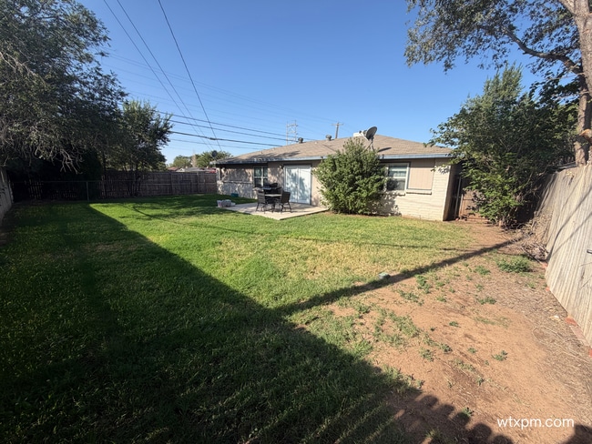 Building Photo - 4455 Summit Cir