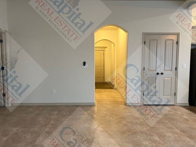 Building Photo - 20630 Frontier Pl