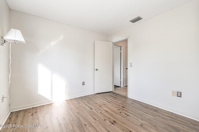 Building Photo - 228 San Paulo Cir